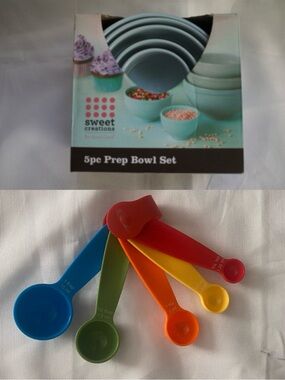T.J.Maxx Sweet Creations 5-Piece Prep measuring Bowl Set in Mint and New Measuri